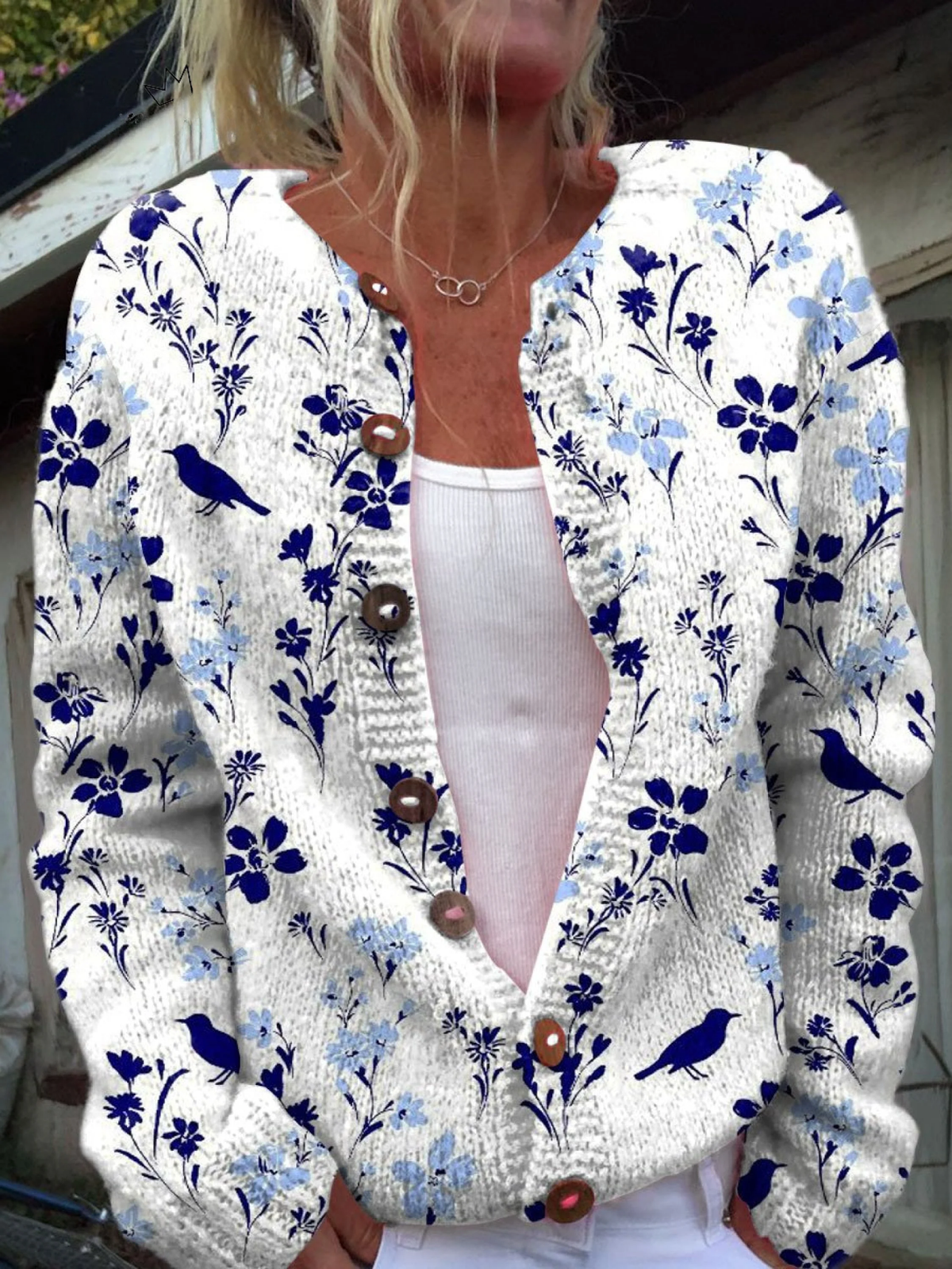 Cardigan vintage con stampa artistica floreale e bottoni