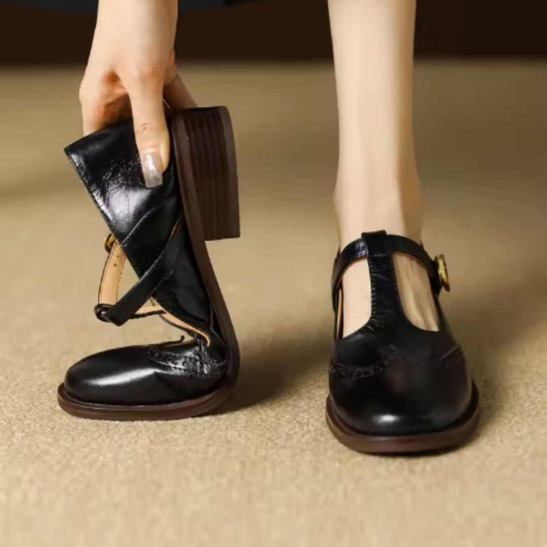 Amelie – Scarpe classiche con cinturino da donna