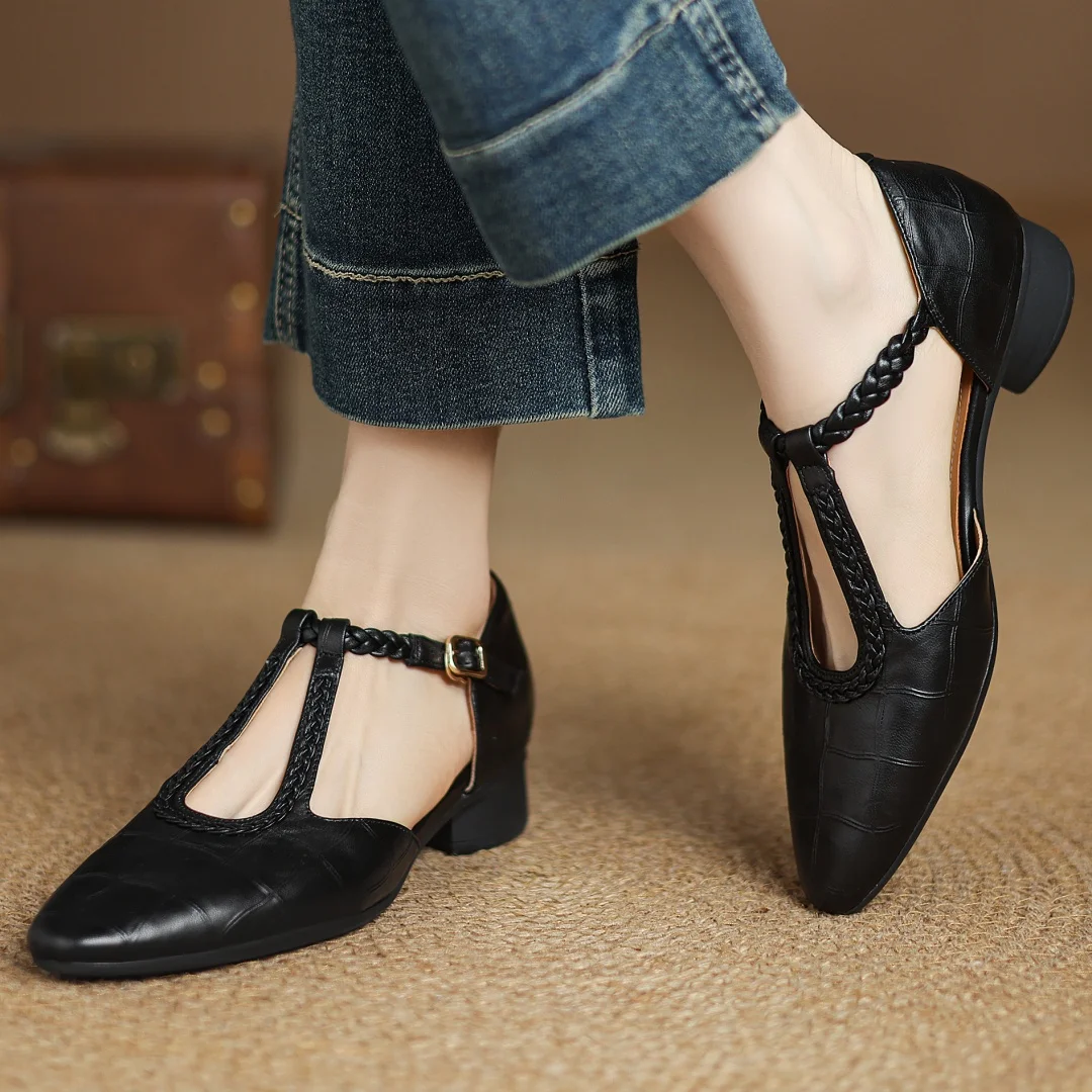Greta - Scarpe classiche con barra a T in pelle con dettaglio intrecciato