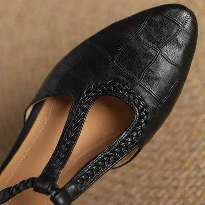 Greta - Scarpe classiche con barra a T in pelle con dettaglio intrecciato