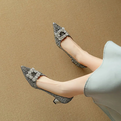 Theresa – décolleté glitterate